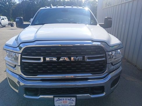 Used 2024 RAM 3500 SLT w/ Quick Order Package 2YG SLT image 11