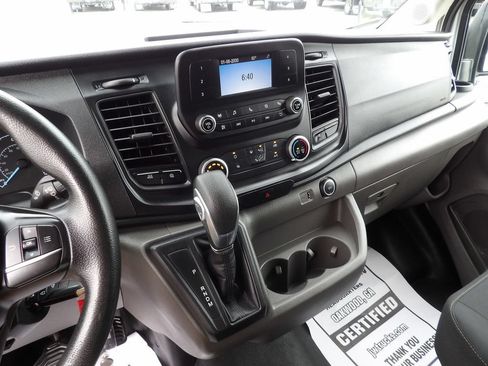 Used 2020 Ford Transit 250 Medium Roof AWD image 21