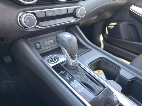 Used 2024 Nissan Sentra SV image 22
