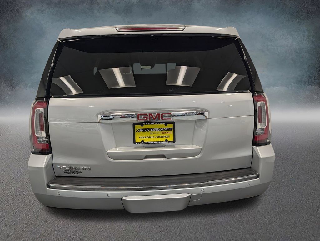 Used 2019 GMC Yukon Denali AWD/4WD image 5
