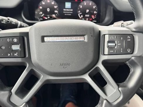 Used 2024 Land Rover Defender 110 X-Dynamic SE AWD/4WD image 10