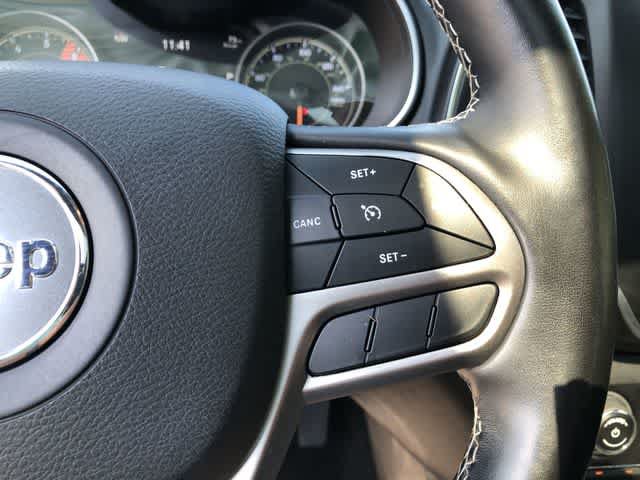 Certified 2021 Jeep Cherokee Latitude Lux 80th Anniv w/ Quick Order Package 2YU 80th FWD image 23