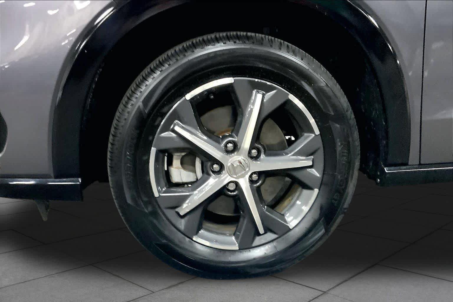 Used 2025 Honda HR-V EX-L image 11
