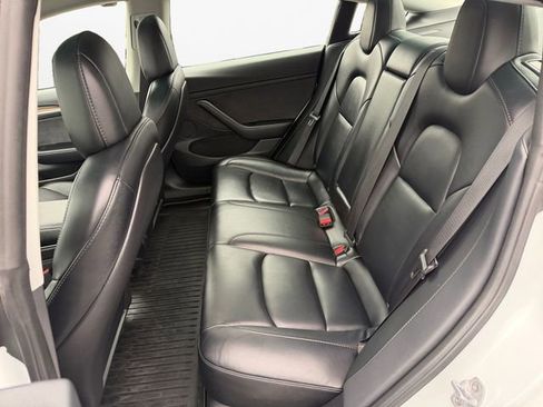 Used 2022 Tesla Model 3 Performance image 13