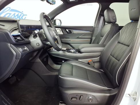 New 2026 Buick Enclave Avenir w/ Super Cruise Package image 7