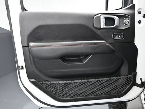 Used 2020 Jeep Gladiator Rubicon AWD/4WD image 19