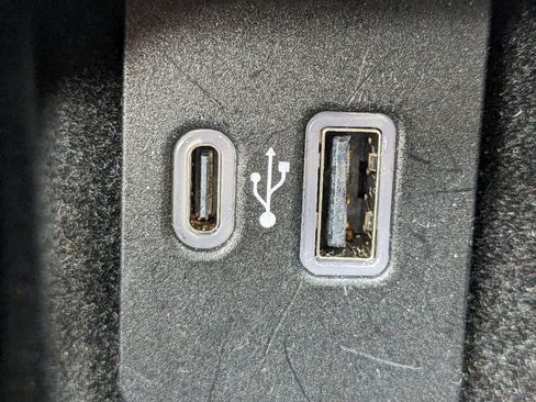 Certified 2023 Lincoln Nautilus Reserve w/ Equipment Group 202A image 25