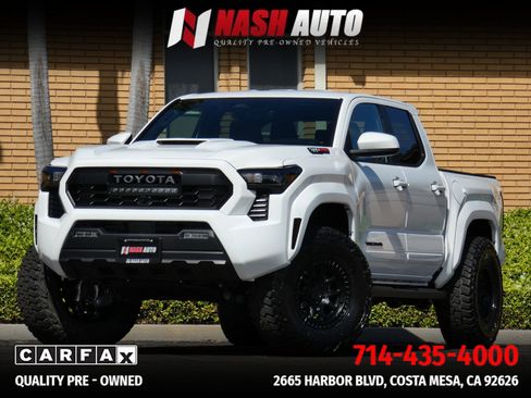 Used 2026 Toyota Tacoma TRD Sport image 4