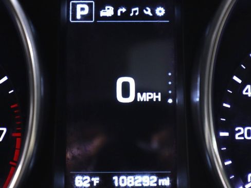 Used 2017 Hyundai Santa Fe Sport AWD/4WD image 14