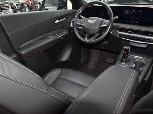 Used 2025 Cadillac XT4 Premium Luxury AWD/4WD image 15