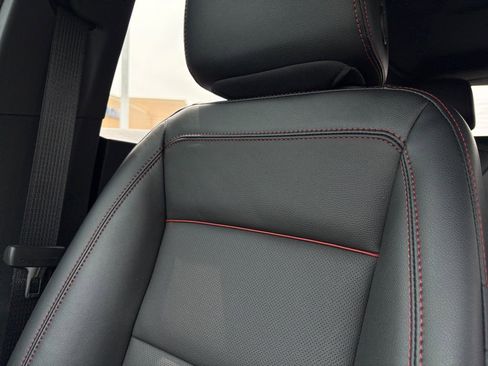 Used 2024 Chevrolet Equinox RS w/ RS Leather Package FWD image 17
