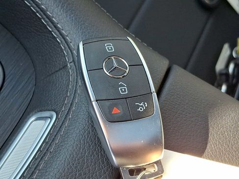 Used 2024 Mercedes-Benz GLE 350 4MATIC image 23
