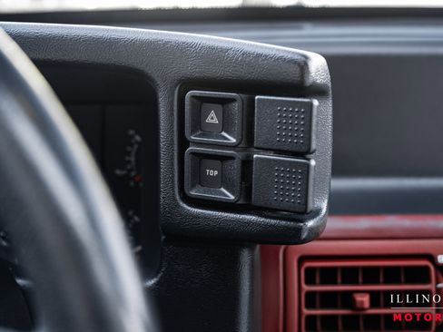 Used 1990 Ford Mustang GT image 19