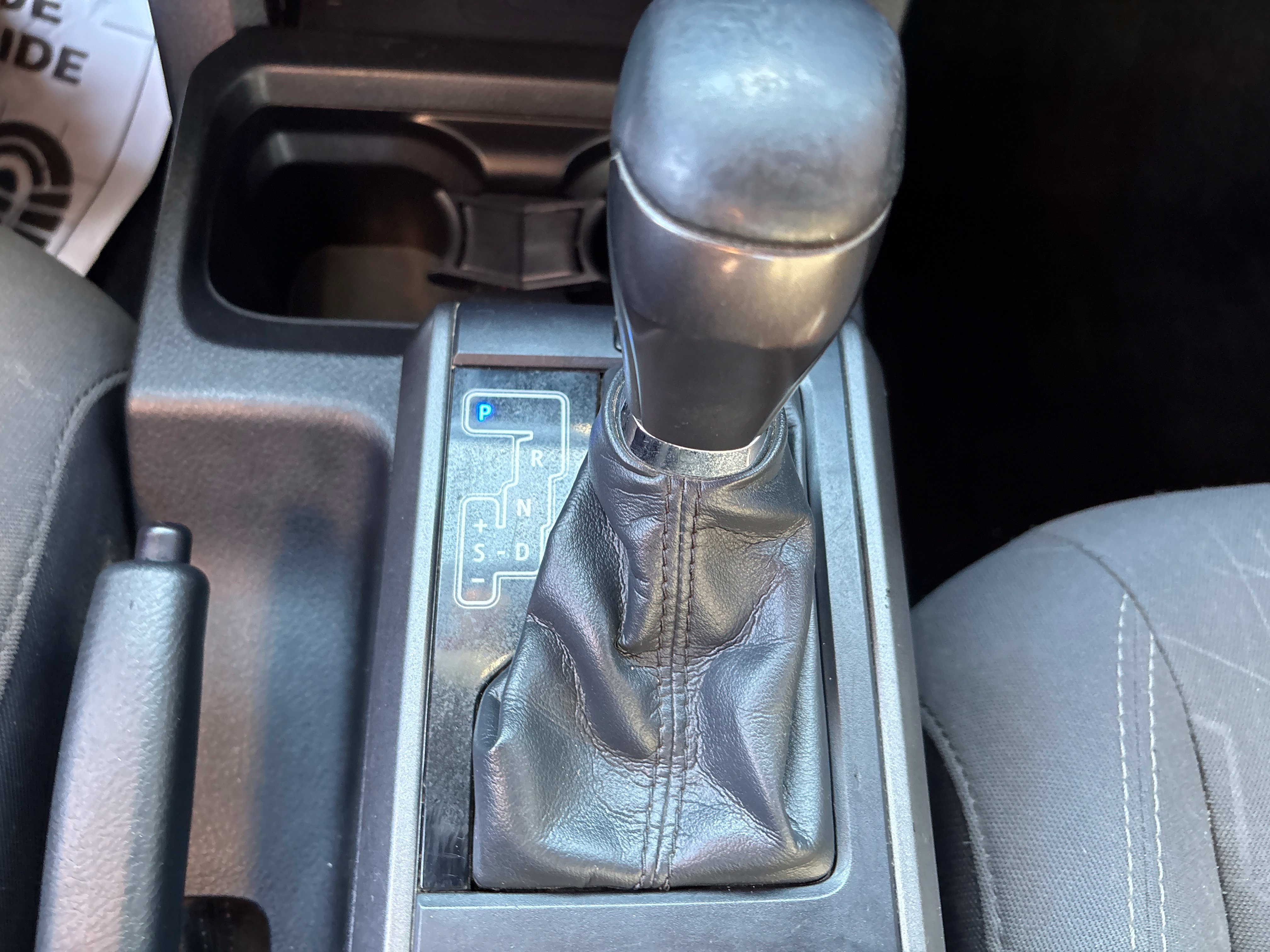 Used 2019 Toyota Tacoma TRD Off-Road w/ Technology Package AWD/4WD image 33