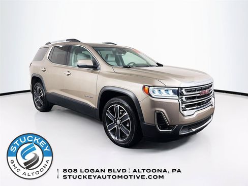 Used 2023 GMC Acadia SLT w/ Technology Package AWD/4WD image 1