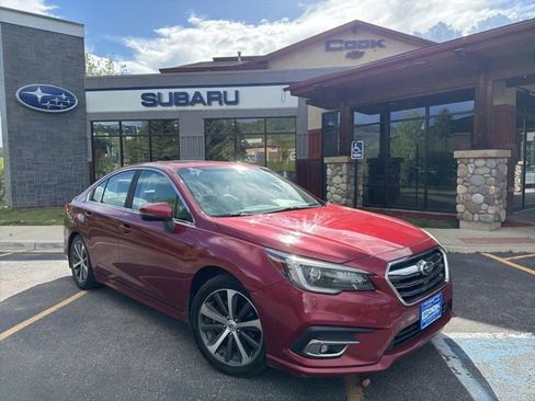 Used 2018 Subaru Legacy 3.6R Limited AWD/4WD image 9