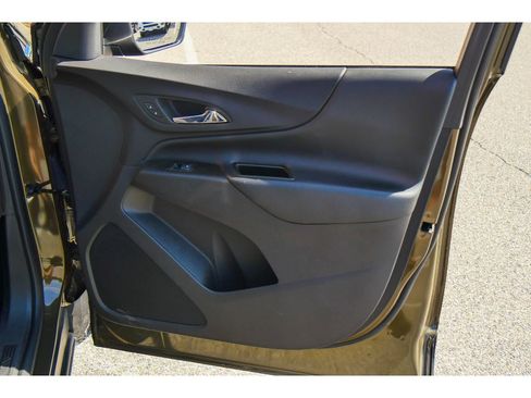 Used 2024 Chevrolet Equinox LT w/ LPO, Floor Liner Package AWD/4WD image 15