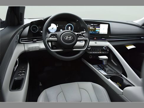 New 2026 Hyundai Elantra Limited FWD image 12
