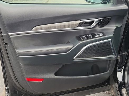 Certified 2025 Kia Telluride SX Prestige image 6