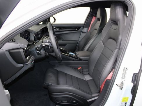 New 2025 Porsche Panamera 4 image 5