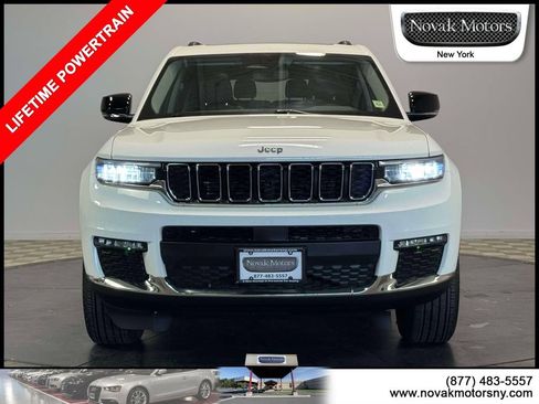 Used 2023 Jeep Grand Cherokee L Limited AWD/4WD image 2