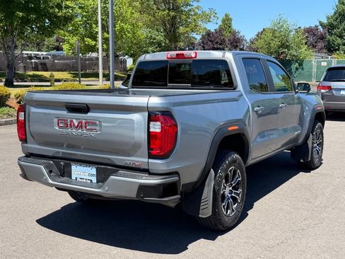 Used 2024 GMC Canyon AT4 w/ Technology Package AWD/4WD image 8