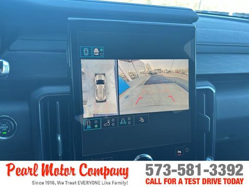 New 2026 GMC Acadia AT4 image 18