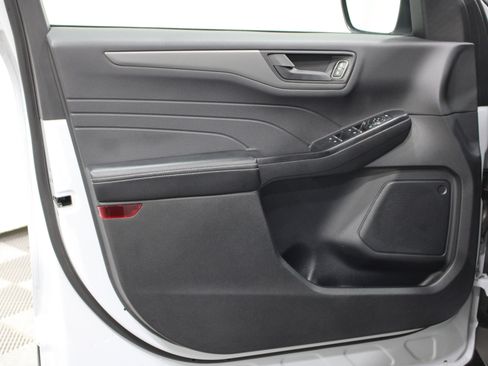 Used 2025 Ford Escape Active FWD image 6