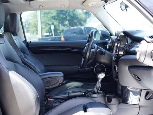 Used 2015 MINI Cooper S FWD image 8
