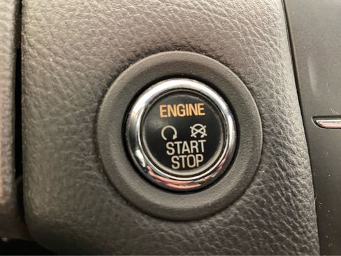 Used 2018 Ford Taurus SEL w/ Equipment Group 201A image 36