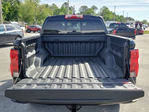 New 2026 Chevrolet Colorado W/T w/ WT Custom Package AWD/4WD image 31