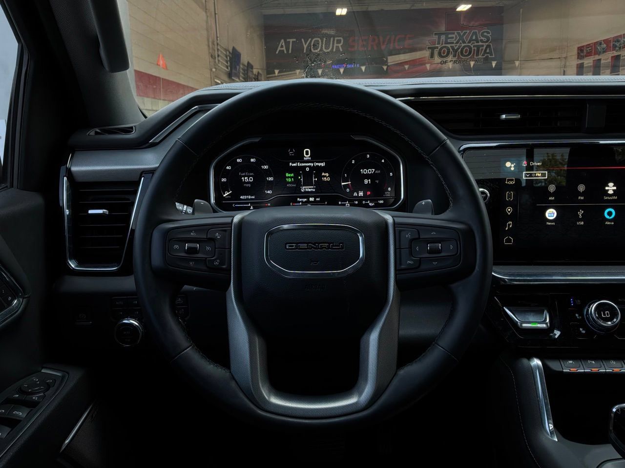 Used 2023 GMC Sierra 1500 Denali w/ Technology Package AWD/4WD image 57