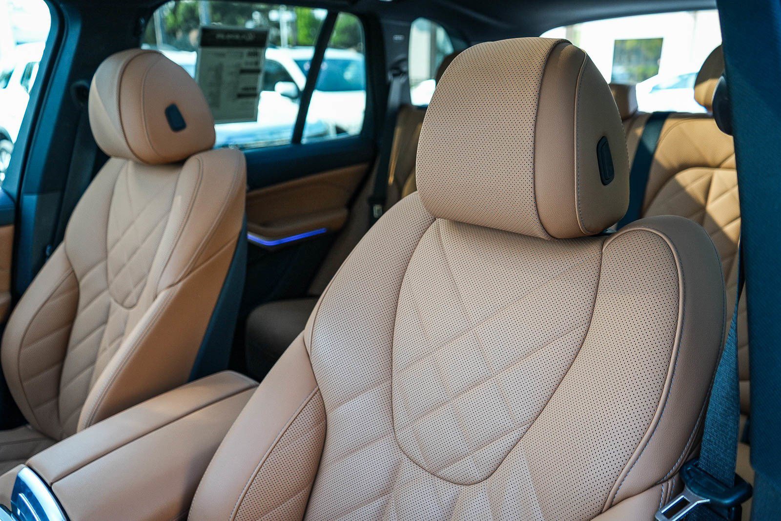 Used 2023 BMW X5 sDrive40i w/ Climate Comfort Package RWD image 23