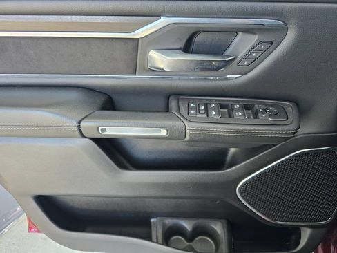Used 2025 RAM 1500 Laramie AWD/4WD image 25