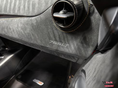 Used 2022 McLaren 765LT image 27