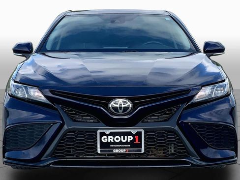 Used 2022 Toyota Camry SE FWD image 4