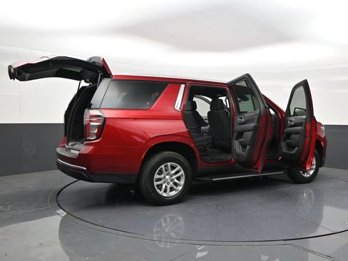 Used 2024 Chevrolet Tahoe LS RWD image 29