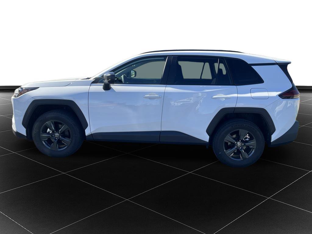 Used 2026 Toyota RAV4 LE AWD/4WD image 2