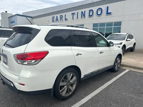 Used 2014 Nissan Pathfinder Platinum w/ Cargo Package FWD image 6