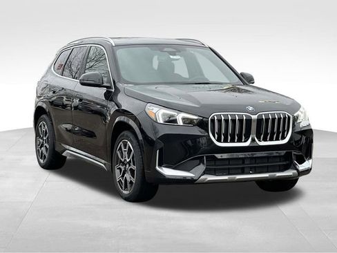 New 2026 BMW X1 xDrive28i w/ Technology Package image 1