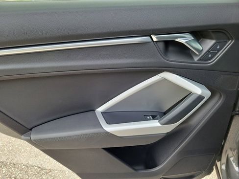 Certified 2021 Audi Q3 2.0T Premium Plus w/ Premium Plus Package image 12