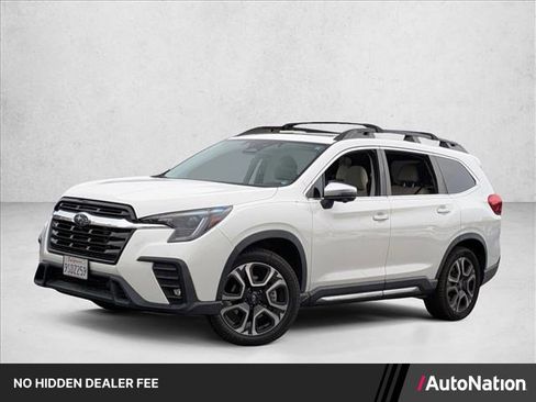 Used 2023 Subaru Ascent Limited w/ Technology Package AWD/4WD image 1