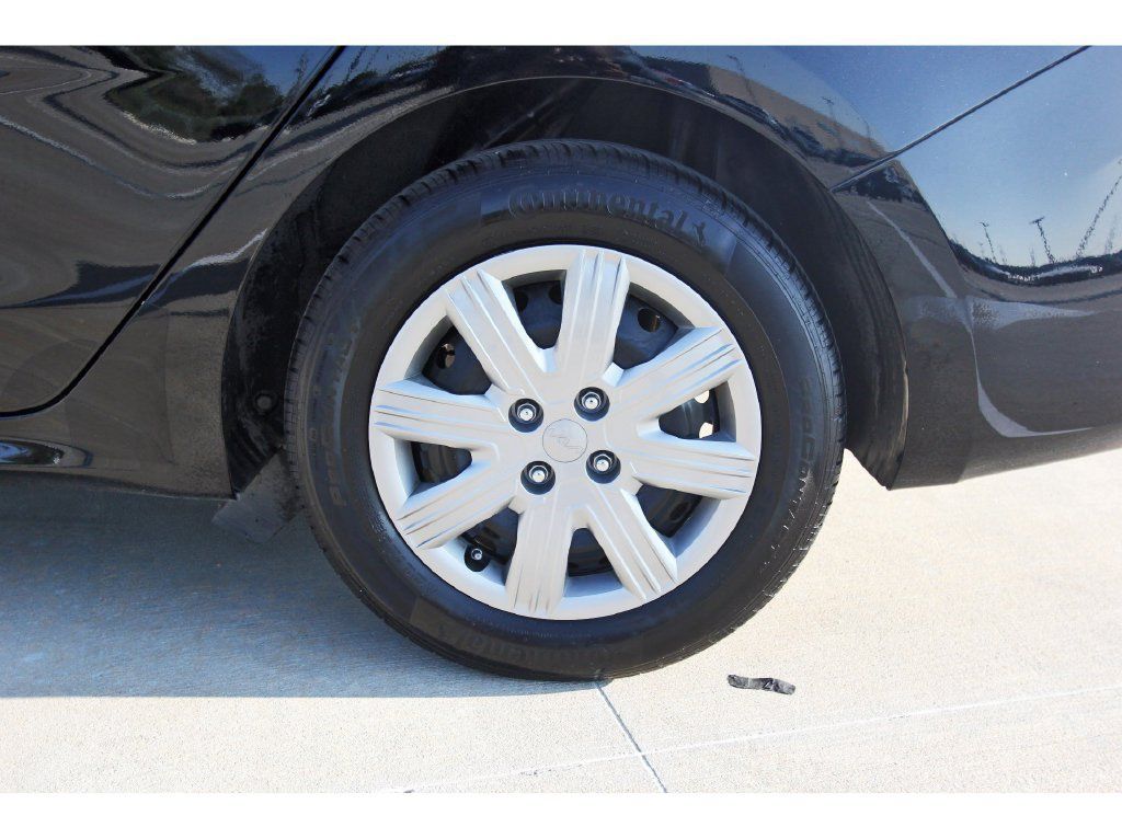 Used 2023 Kia Rio LX FWD image 32