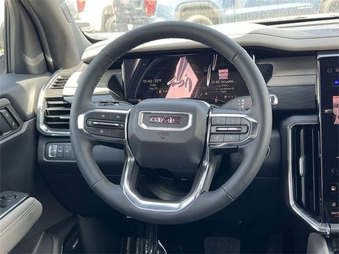 New 2025 GMC Acadia Elevation image 12