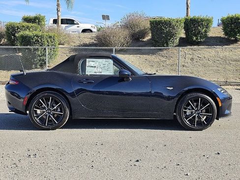 New 2025 MAZDA MX-5 Miata Grand Touring image 9