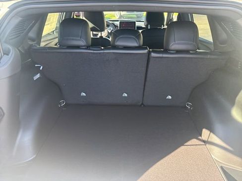 Used 2026 Jeep Compass Limited image 21