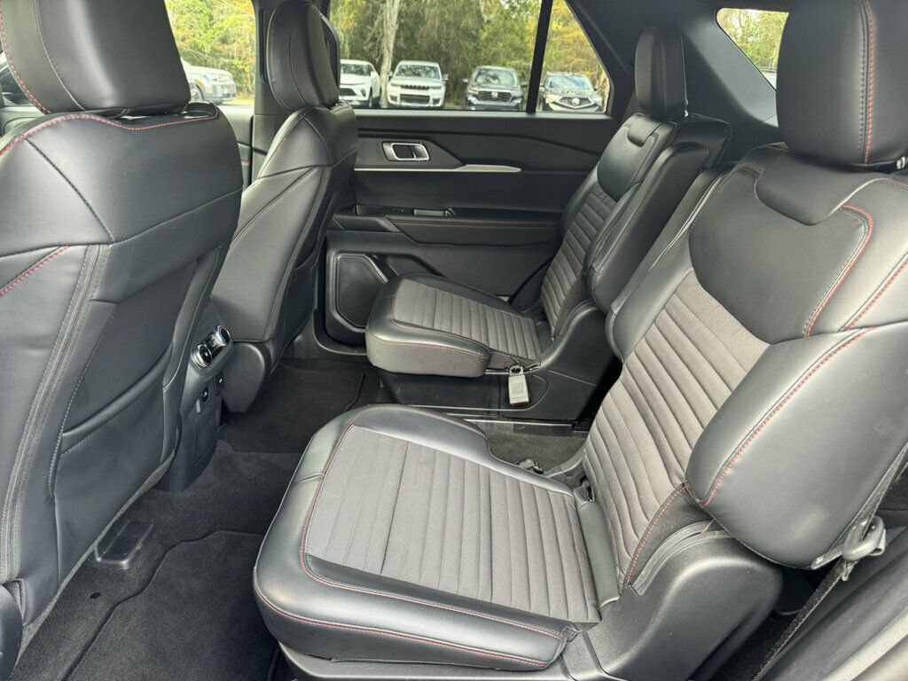 Used 2026 Ford Explorer ST-Line AWD/4WD image 7