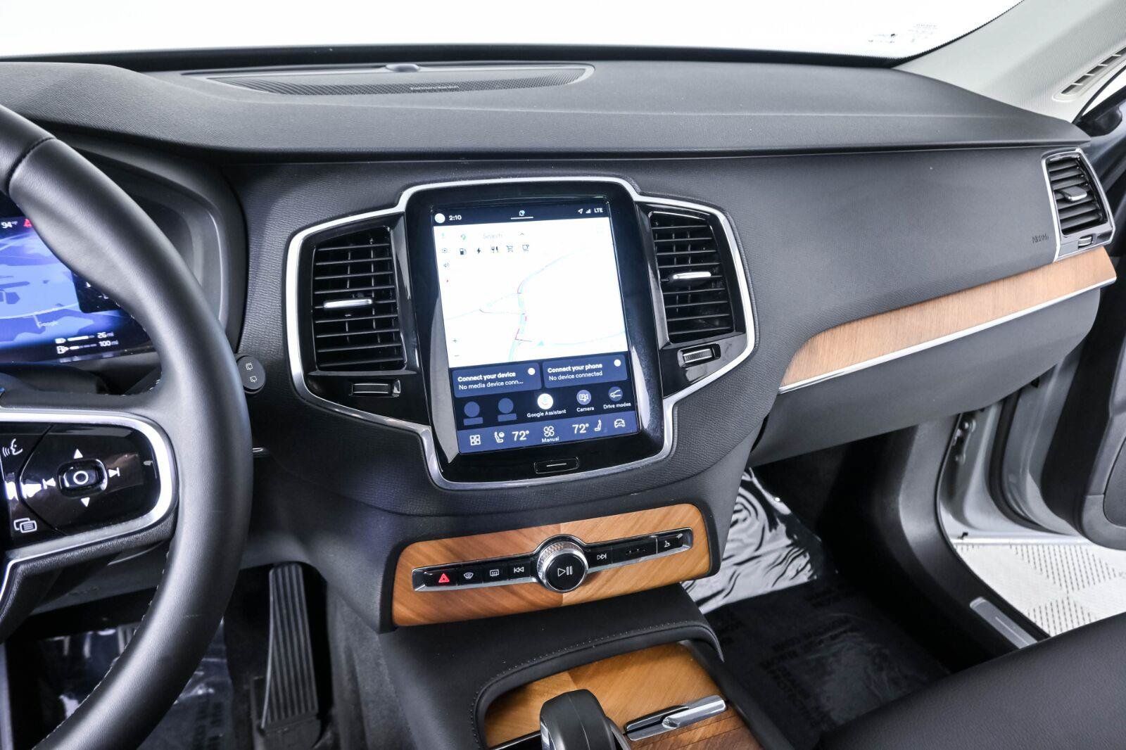 Certified 2024 Volvo XC90 T8 Plus w/ Protection Package Premier AWD/4WD image 13