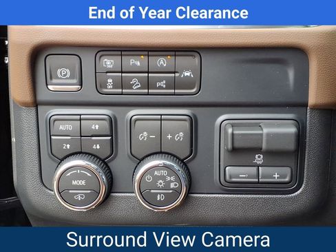 New 2025 Chevrolet Suburban High Country image 19