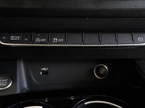 Used 2021 Audi A5 2.0T Premium image 24